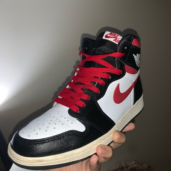 Jordan Retro Gym Red size 9.5 - Picture 3 of 5